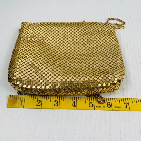 Vintage Gold Mesh Metallic Small Shoulder Bag Evening 70's 80's Disco Glam Prom - Picture 10 of 11